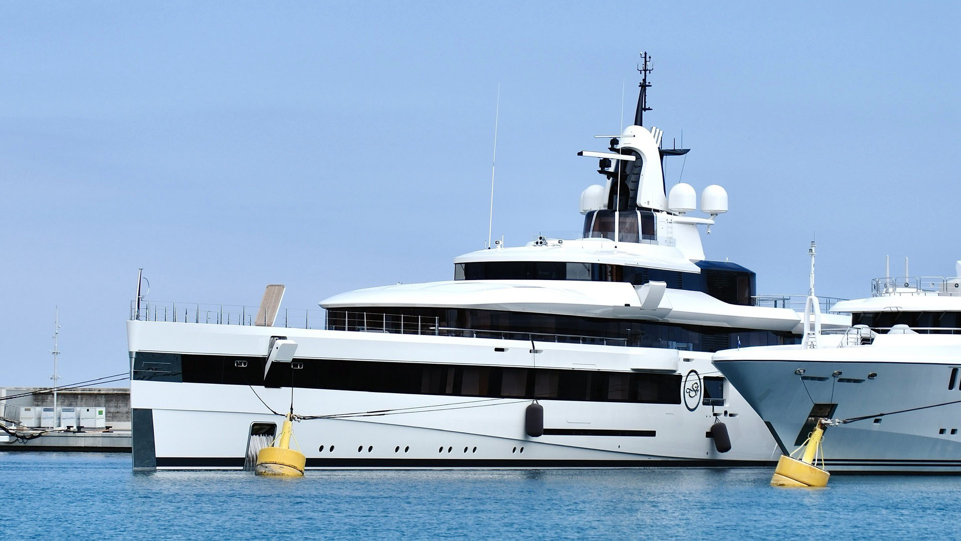Feadship superyacht Lady S in Antibes